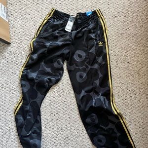 Adidas marimekko prime green track pant